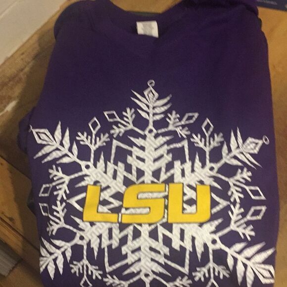 LSU Christmas shirt - Picture 3 of 3